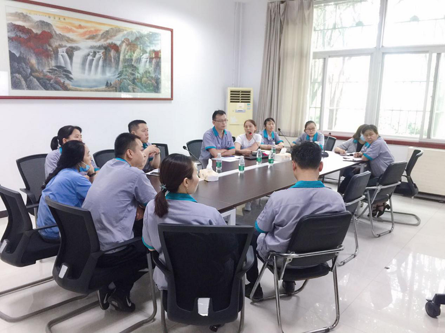 瑞丰科技集团制造中心成功举办 颜色检测操作培训 瑞丰科技集团制造中心成功举办 颜色检测操作培训