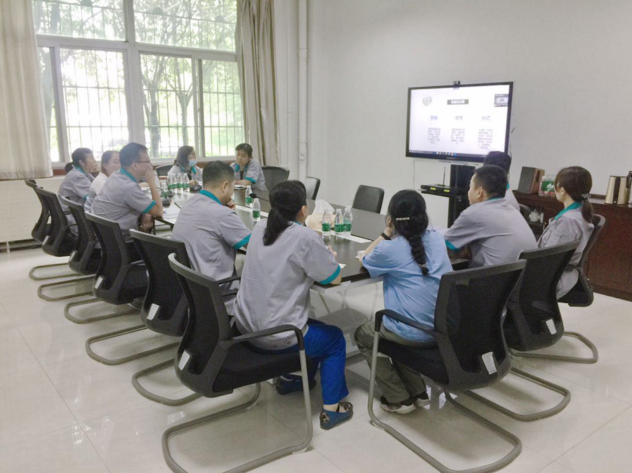 瑞丰科技集团制造中心成功举办 颜色检测操作培训 瑞丰科技集团制造中心成功举办 颜色检测操作培训