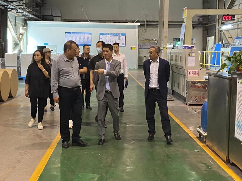 新疆金叶科技公司董事会、股东会、监事会等系列会议成功召开