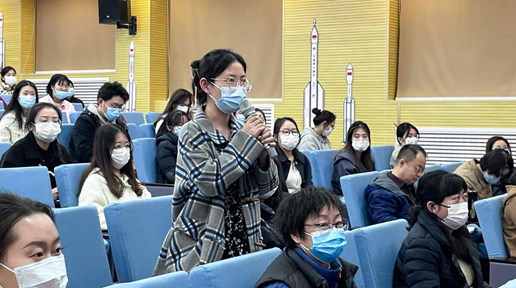 明德理工学院邀请党的二十大代表张赛芳作宣讲报告 明德理工学院邀请党的二十大代表张赛芳作宣讲报告