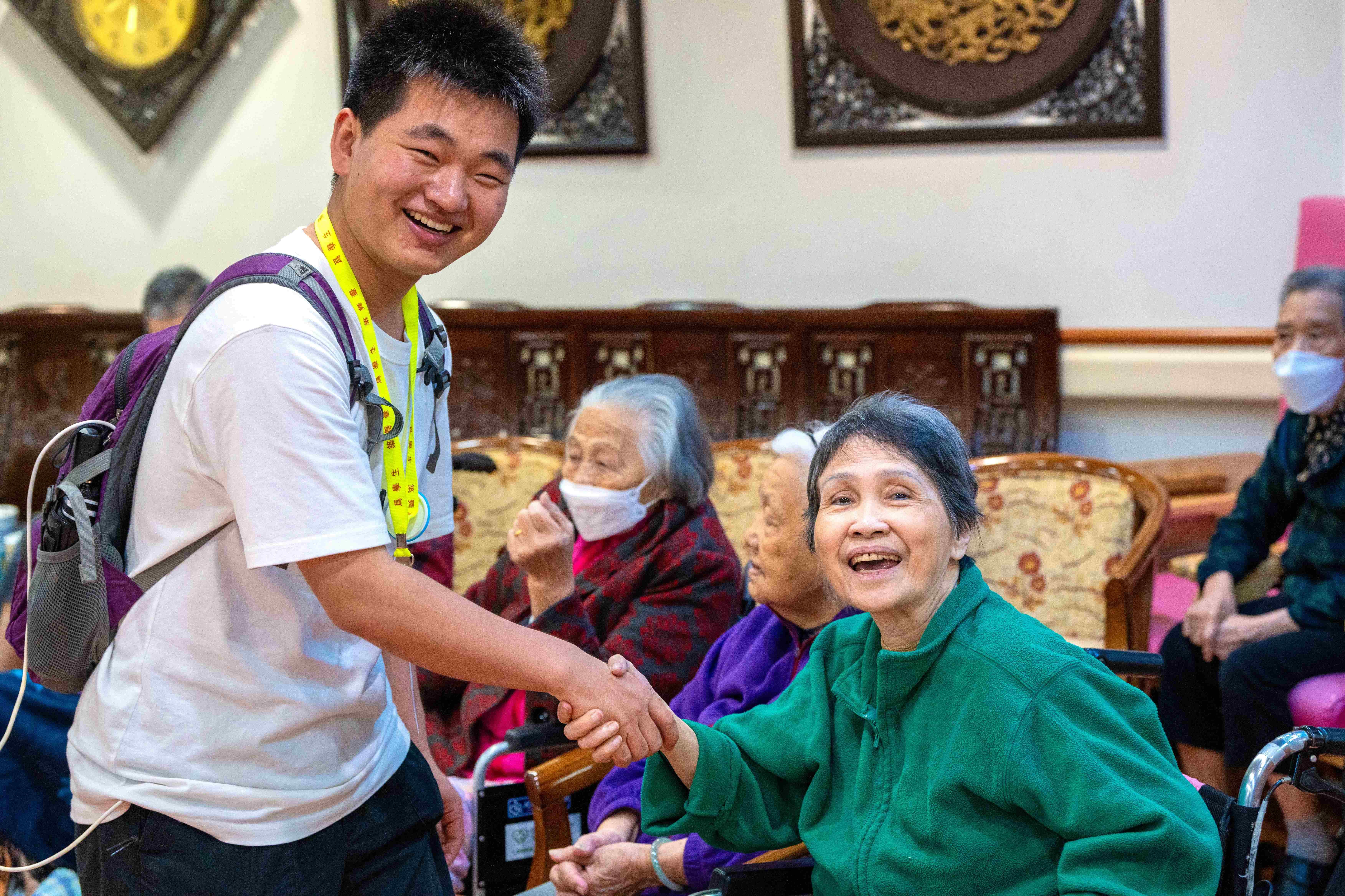 燃情五月 活出梦想——明德师生赴港参加2024青年梦想家交流营活动 燃情五月 活出梦想——明德师生赴港参加2024青年梦想家交流营活动