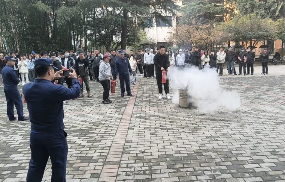 夯实安全管理基础 提高全员安全意识 筑牢安全生产防线 金叶科教集团深入开展2024年安全管理专项行动之教育事业篇 夯实安全管理基础 提高全员安全意识 筑牢安全生产防线 金叶科教集团深入开展2024年安全管理专项行动之教育事业篇